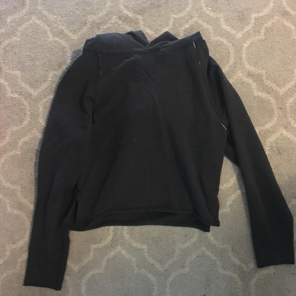 Cropped lululemon sweatshirt